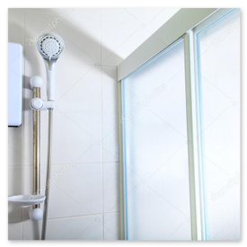 Douche compacte avec niche murale